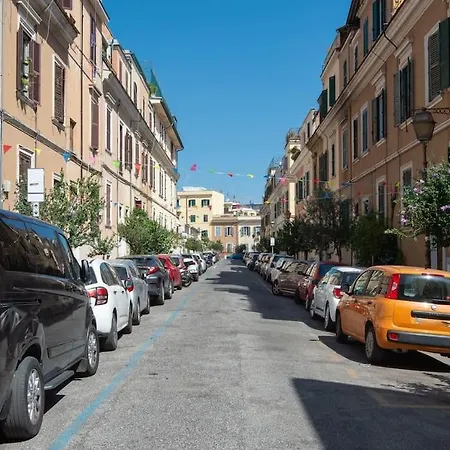 Διαμέρισμα Station Enchanting *